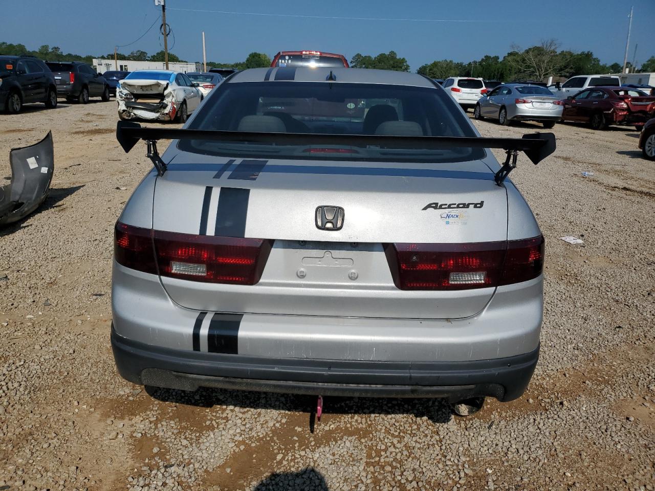 1HGCM56145A186529 2005 Honda Accord Dx