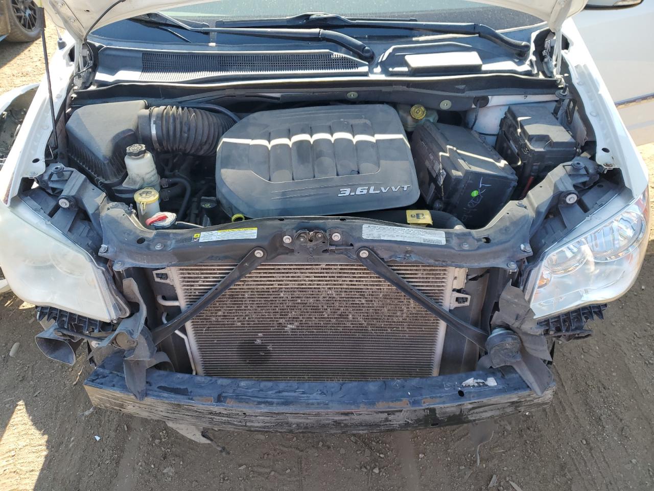 2C4RC1CG7CR340768 2012 Chrysler Town & Country Touring L