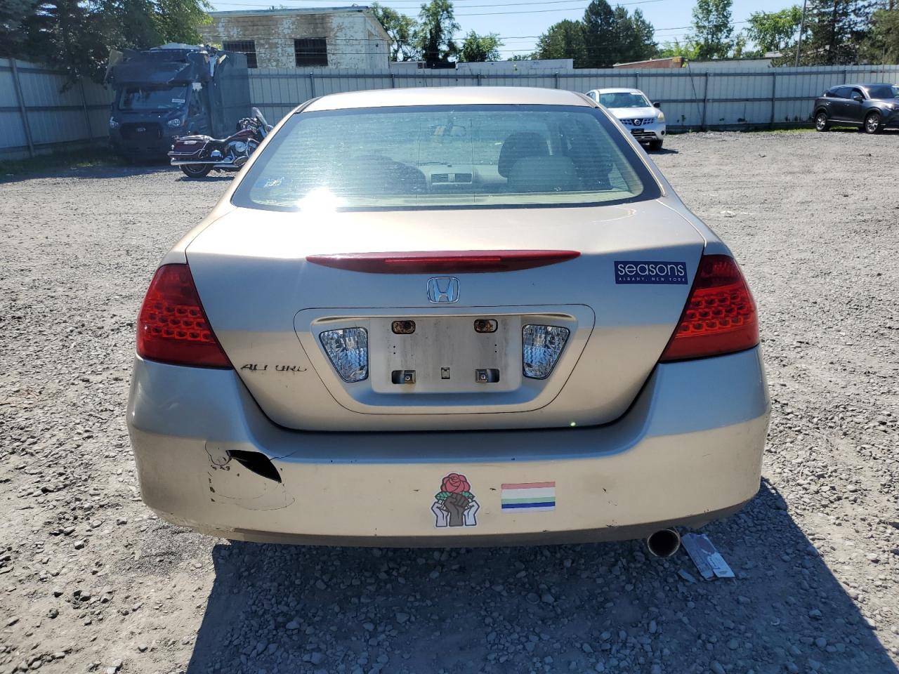 1hgcm56456a135519 1HGCM56456A135519 2006 Honda Accord Lx