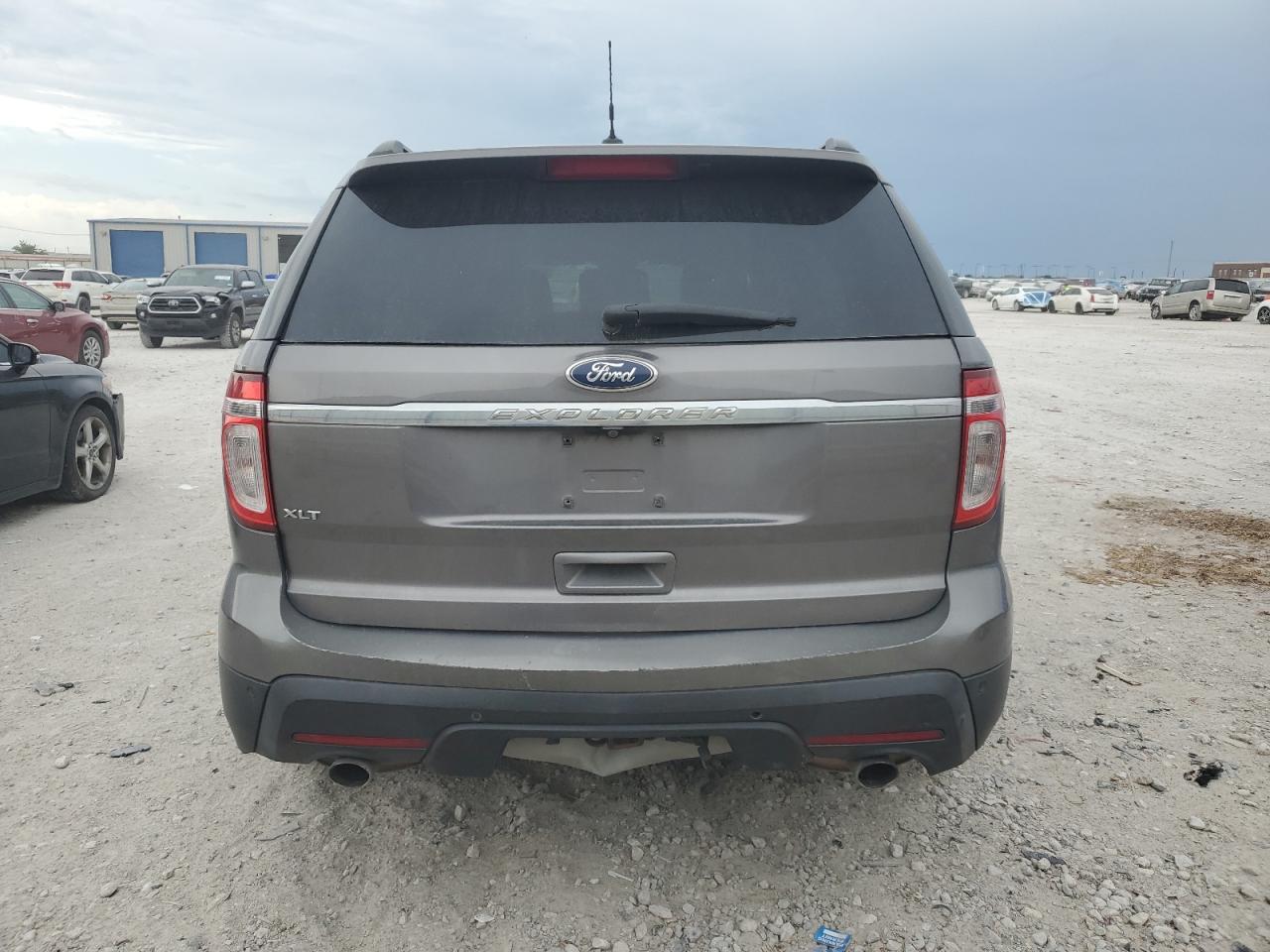 1FMHK7D81CGA53433 2012 Ford Explorer Xlt