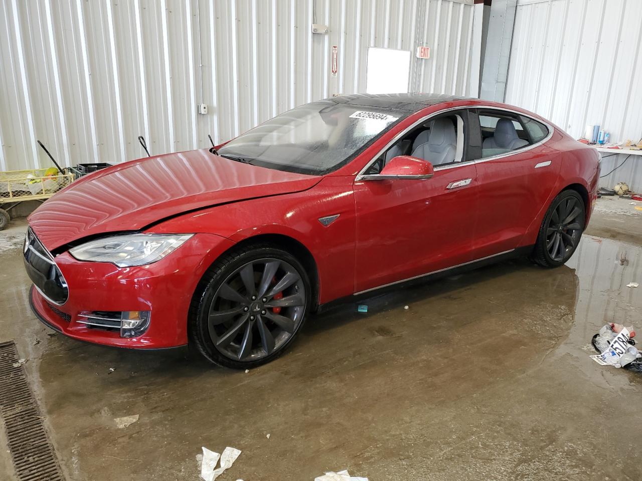 2014 Tesla Model S vin: 5YJSA1H20EFP66725