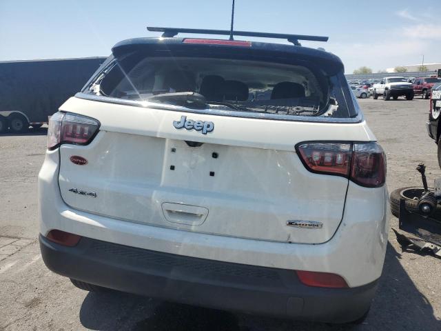 VIN 3C4NJDBB3JT433793 2018 Jeep Compass, Latitude no.6