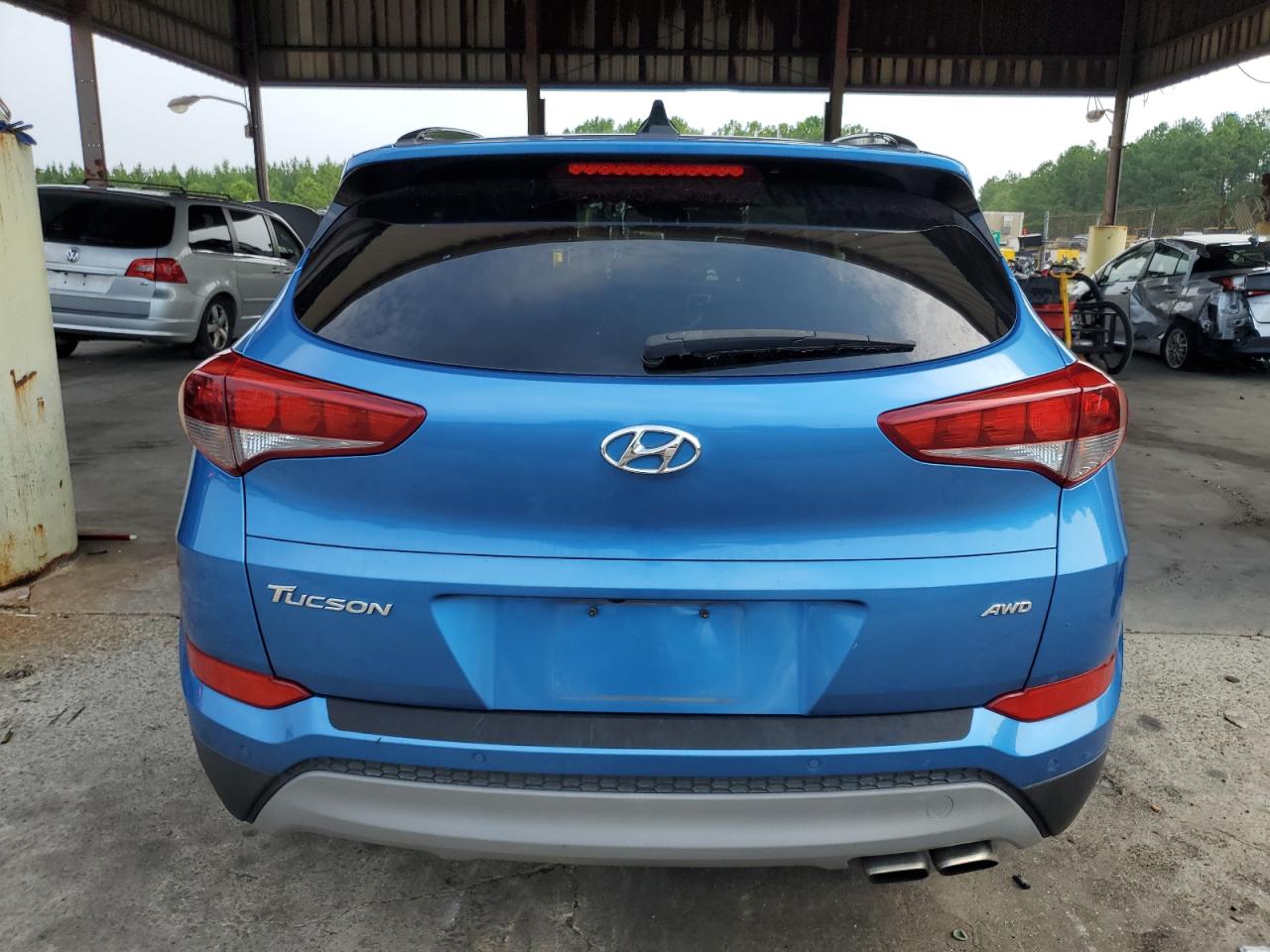 2018 Hyundai Tucson Value vin: KM8J3CA29JU635270