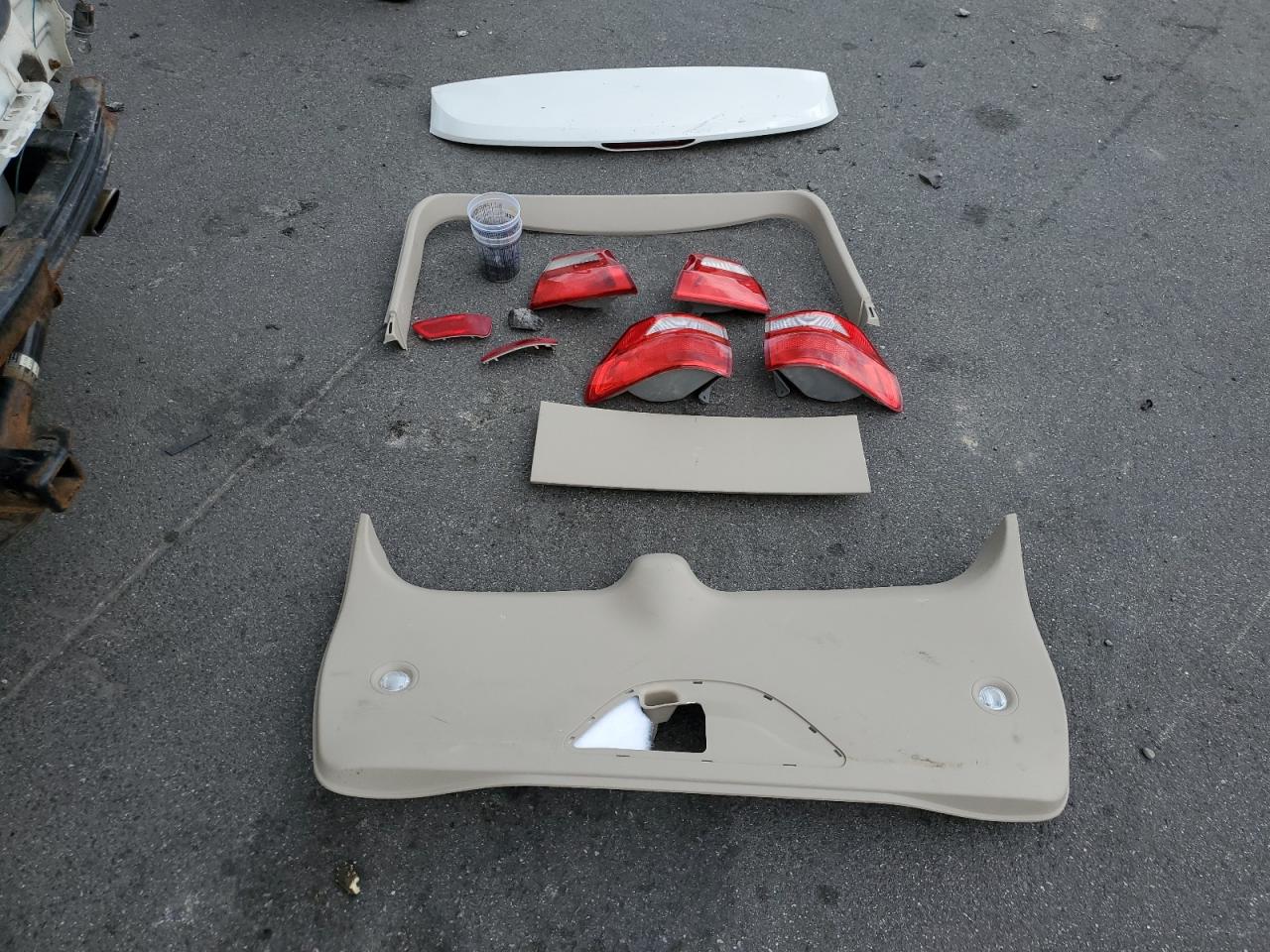 1C4RJEBGXCC327665 2012 Jeep Grand Cherokee Limited