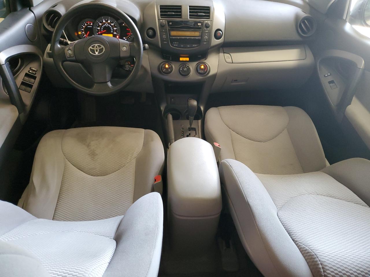 2T3BF4DV7BW150318 2011 Toyota Rav4