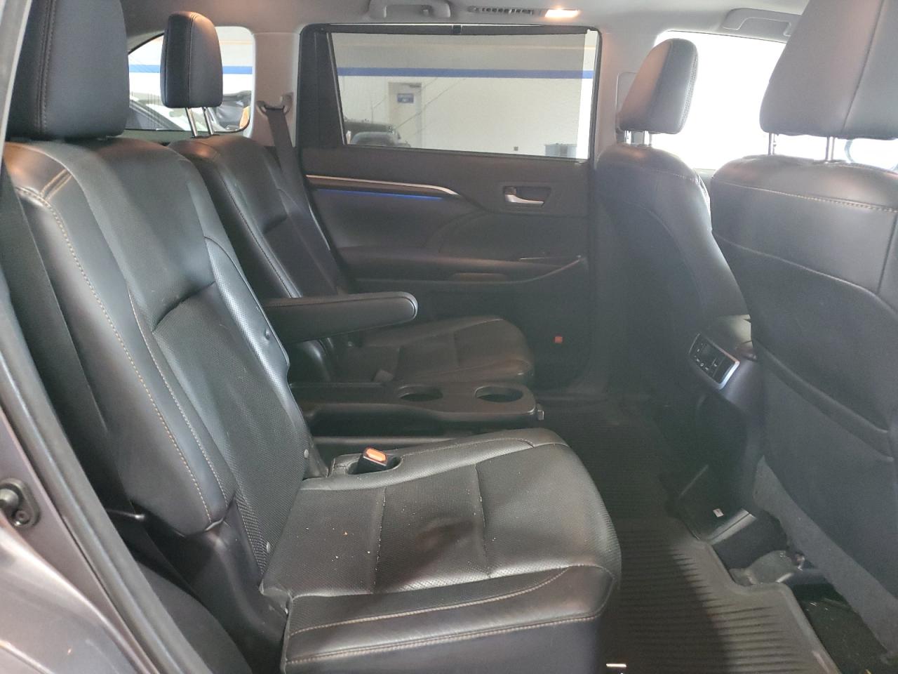 5TDYKRFH3ES017796 2014 Toyota Highlander Limited