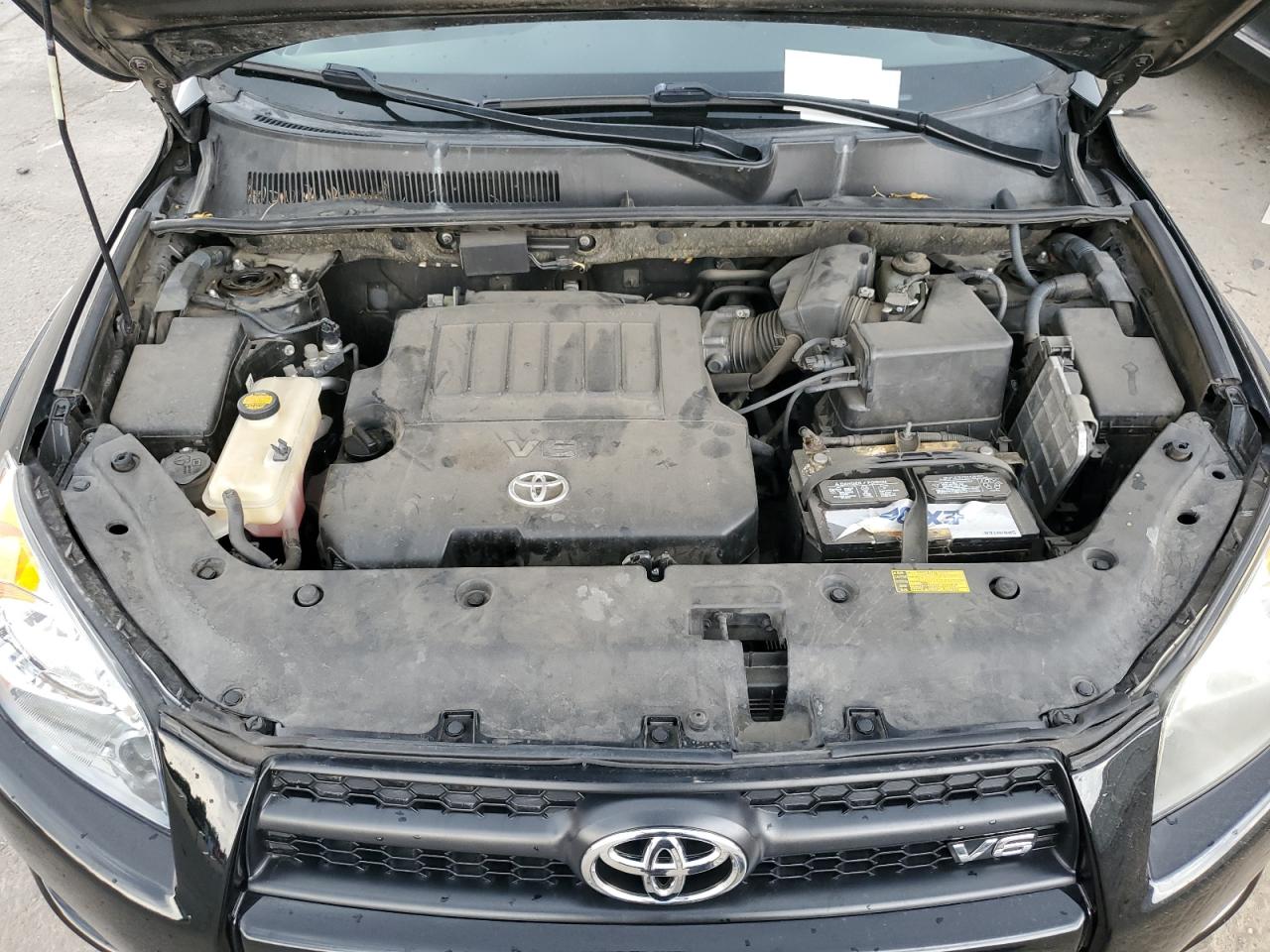 JTMRK4DV0B5105867 2011 Toyota Rav4 Sport