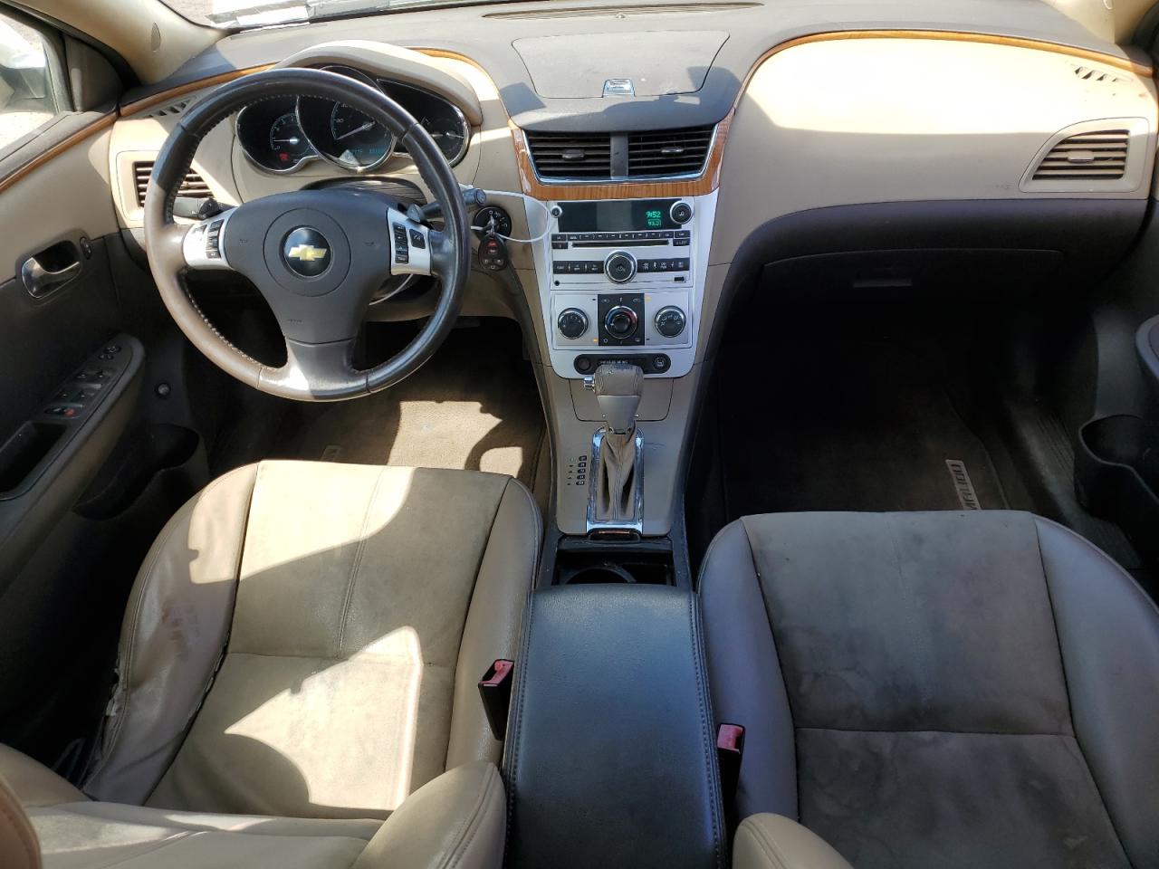 1G1ZD5EBXAF317438 2010 Chevrolet Malibu 2Lt