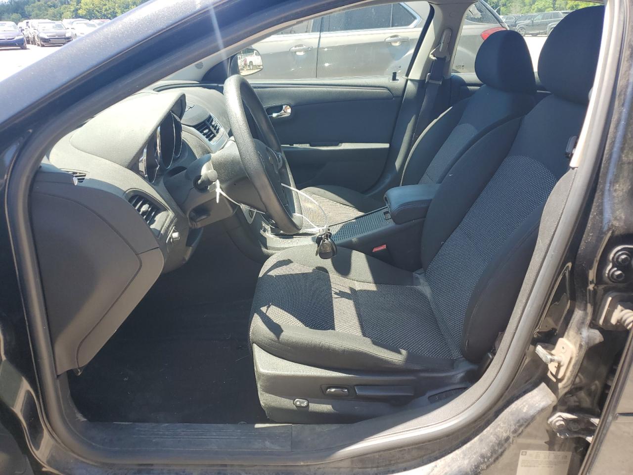 1G1ZC5E00CF208118 2012 Chevrolet Malibu 1Lt