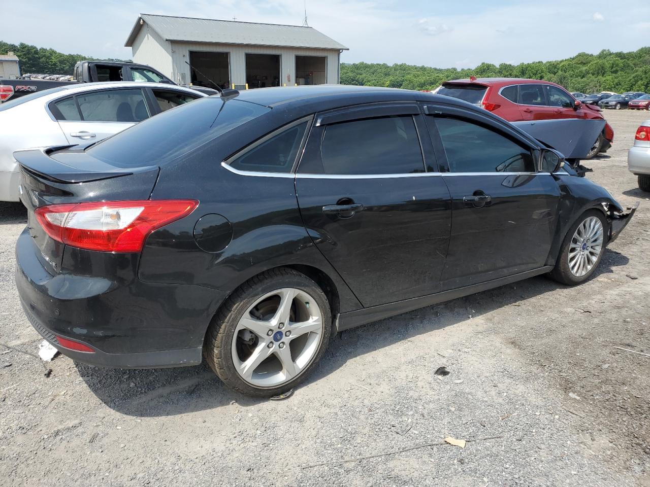 1FADP3J28DL359024 2013 Ford Focus Titanium