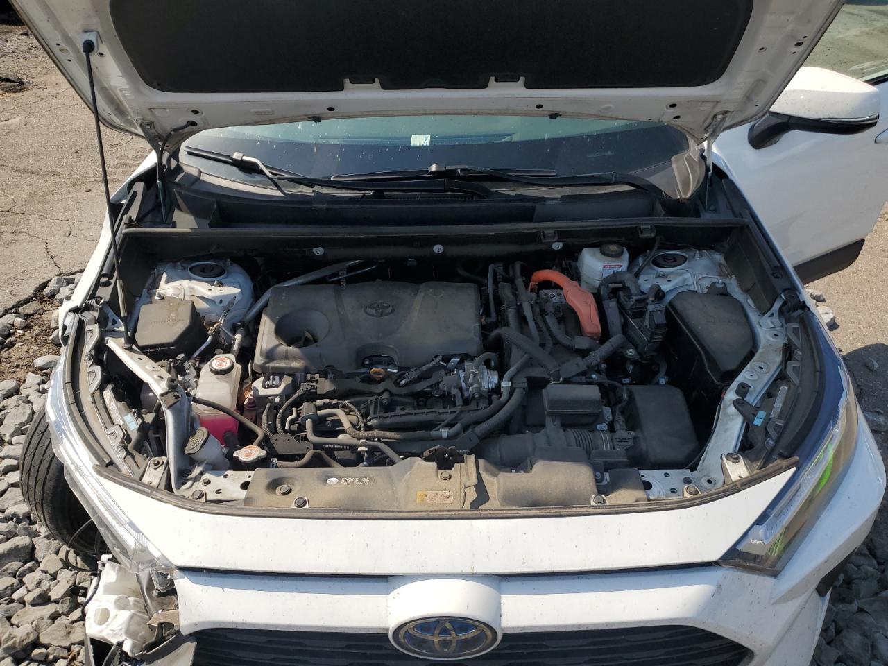 4T3RWRFV7NU056985 2022 Toyota Rav4 Xle