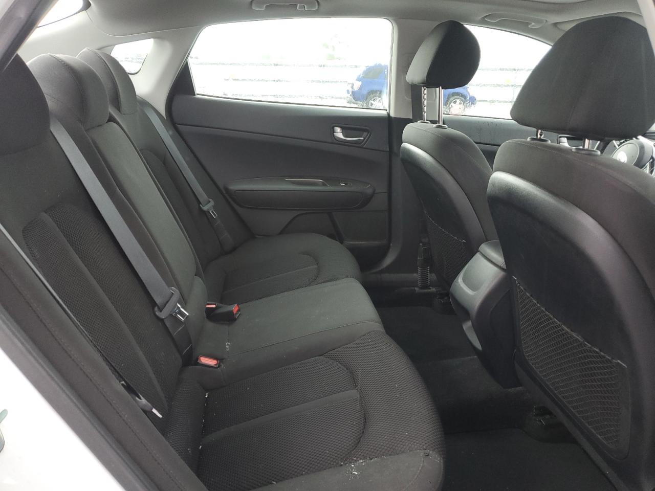 5XXGT4L31KG332453 2019 Kia Optima Lx