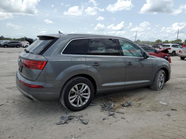 VIN WA1LHAF7XJD024276 2018 Audi Q7, Premium Plus no.3