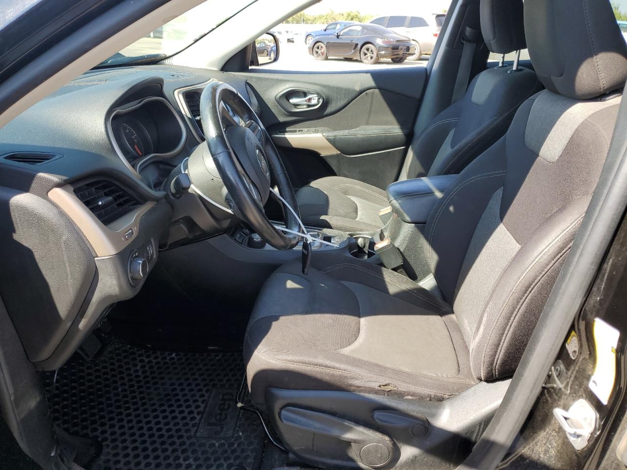 1C4PJMAS9HW588766 2017 Jeep Cherokee Sport