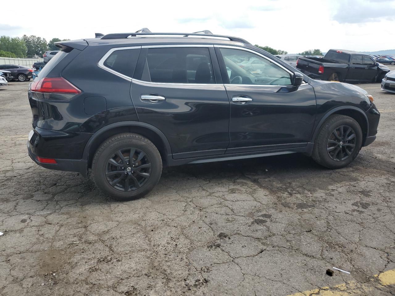 2018 Nissan Rogue S vin: 5N1AT2MV3JC837236