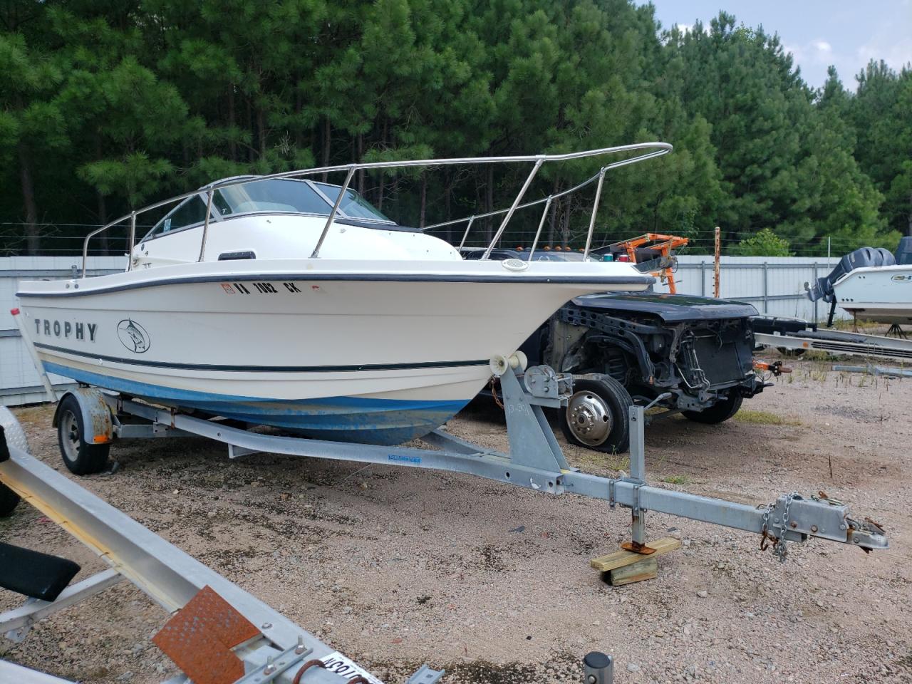 Lot #2878917681 2000 BAYL BOAT