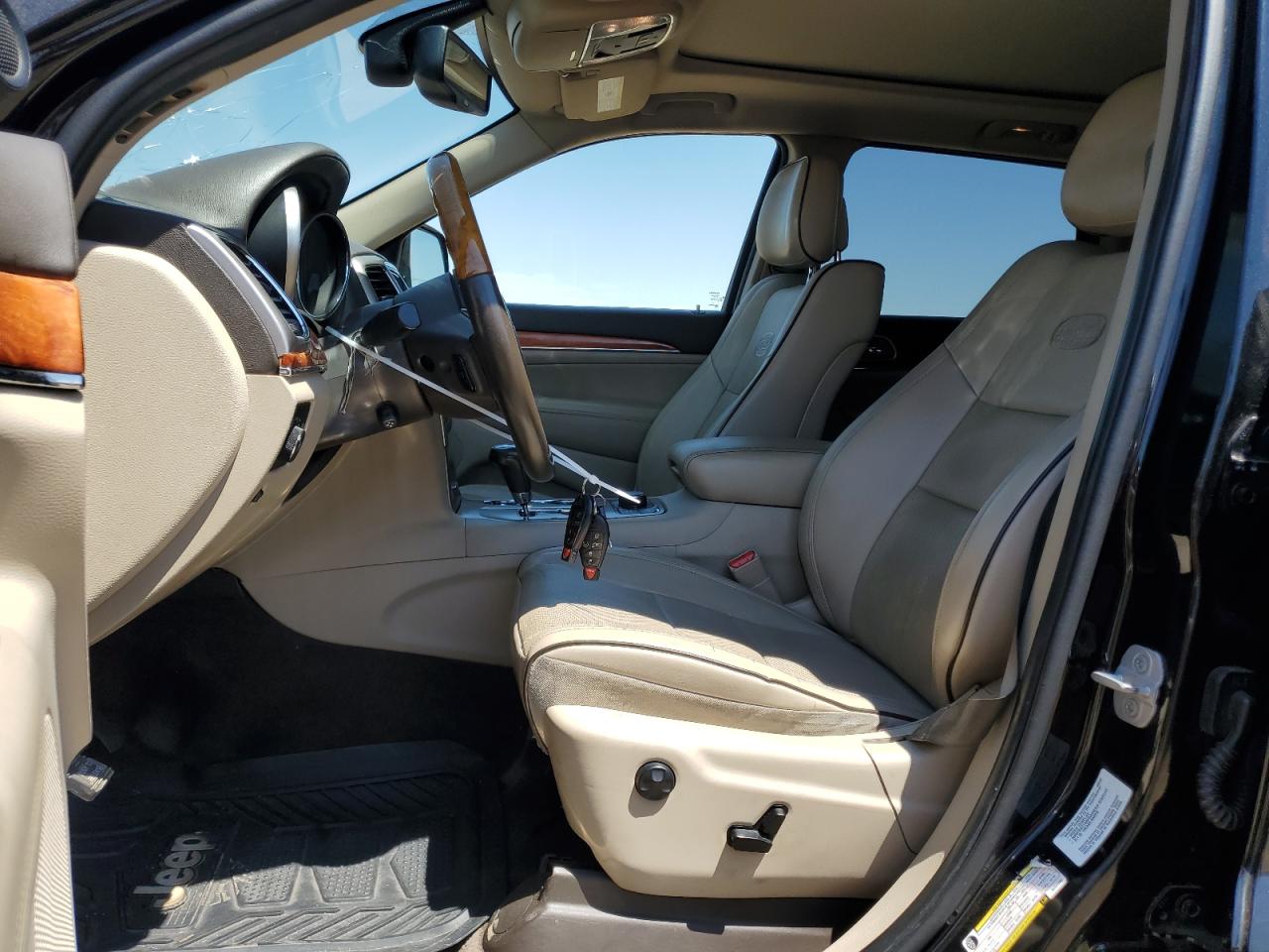 1J4RR6GT9BC541463 2011 Jeep Grand Cherokee Overland