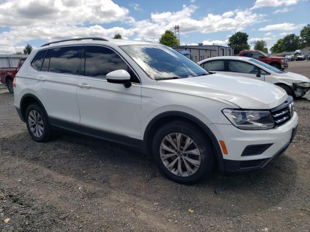 2018 VOLKSWAGEN TIGUAN SE - 3VV2B7AXXJM079121