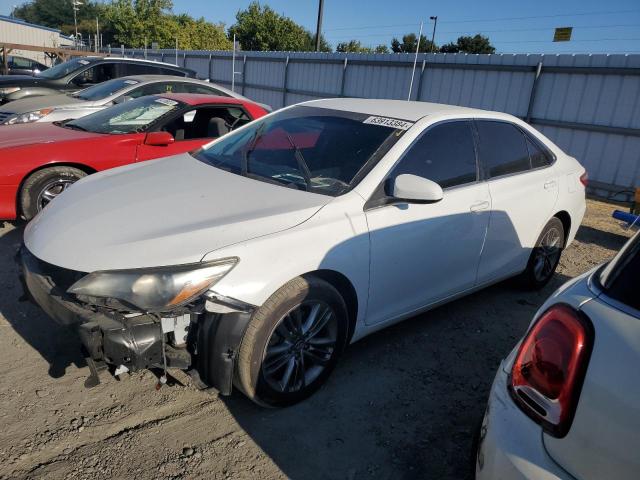 VIN 4T1BF1FK9GU221164 2016 Toyota Camry, LE no.1