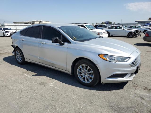 VIN 3FA6P0G71HR275662 2017 Ford Fusion, S no.4