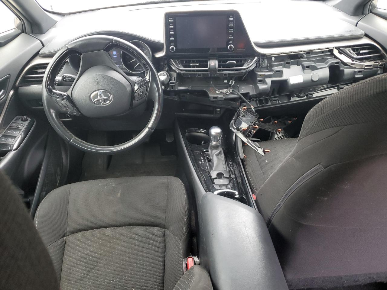 JTNKHMBX0K1022835 2019 Toyota C-Hr Xle