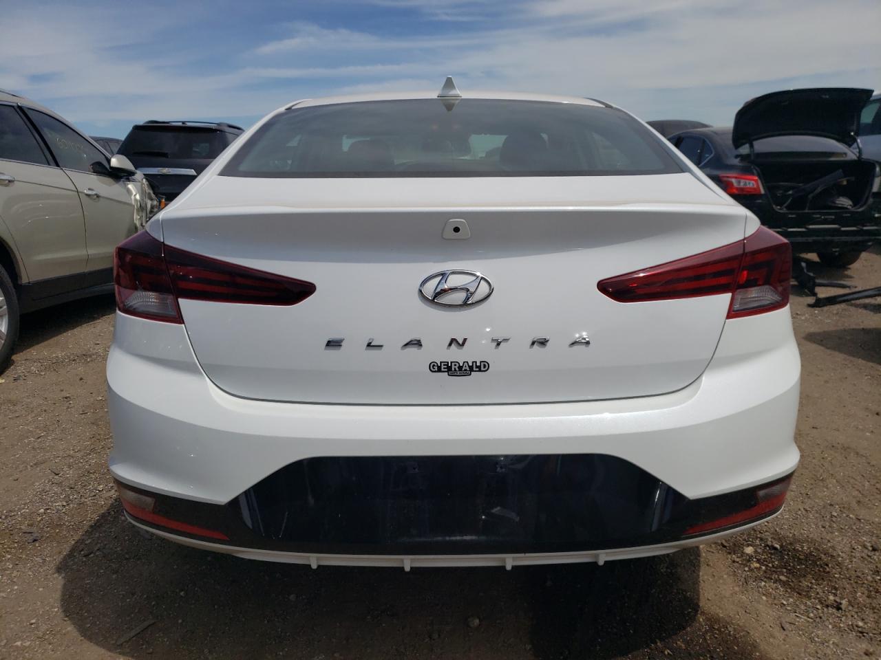 2020 Hyundai Elantra Sel vin: 5NPD84LF1LH593148