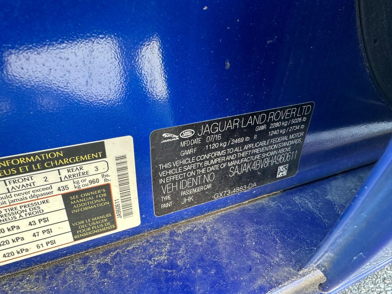 SAJAK4BV8HA960611 2017 Jaguar Xe Prestige