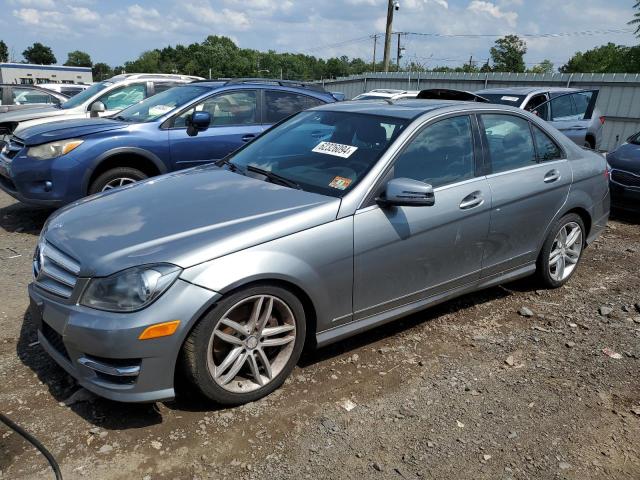 VIN WDDGF8AB4DR272554 2013 Mercedes-Benz C-Class, 3... no.1