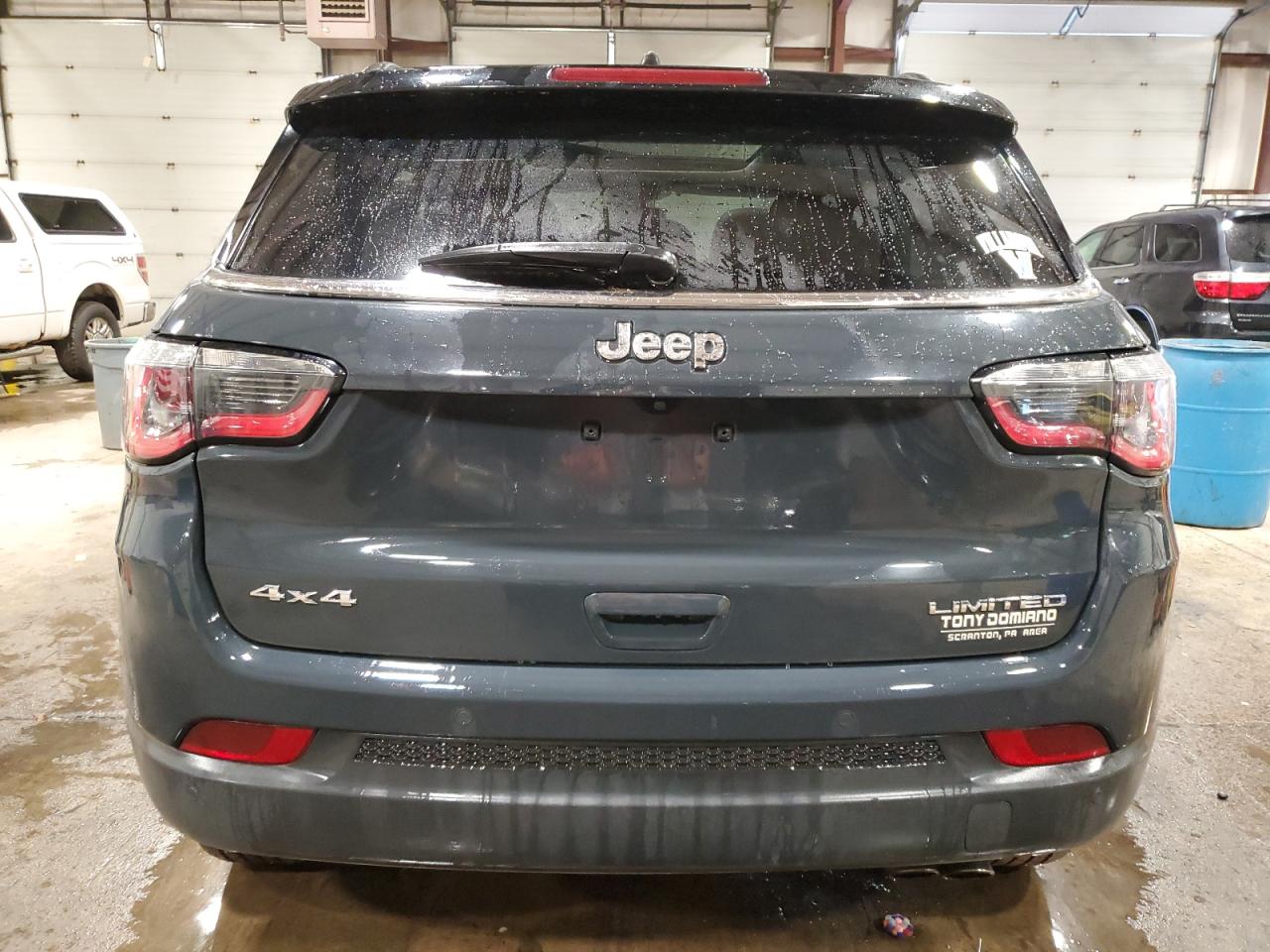 3C4NJDCB1JT146337 2018 Jeep Compass Limited