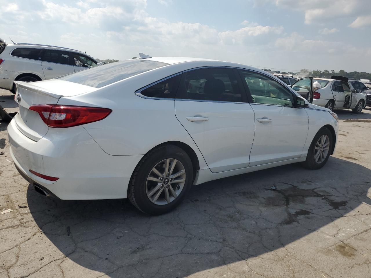 2016 Hyundai Sonata Se vin: 5NPE24AF4GH389295