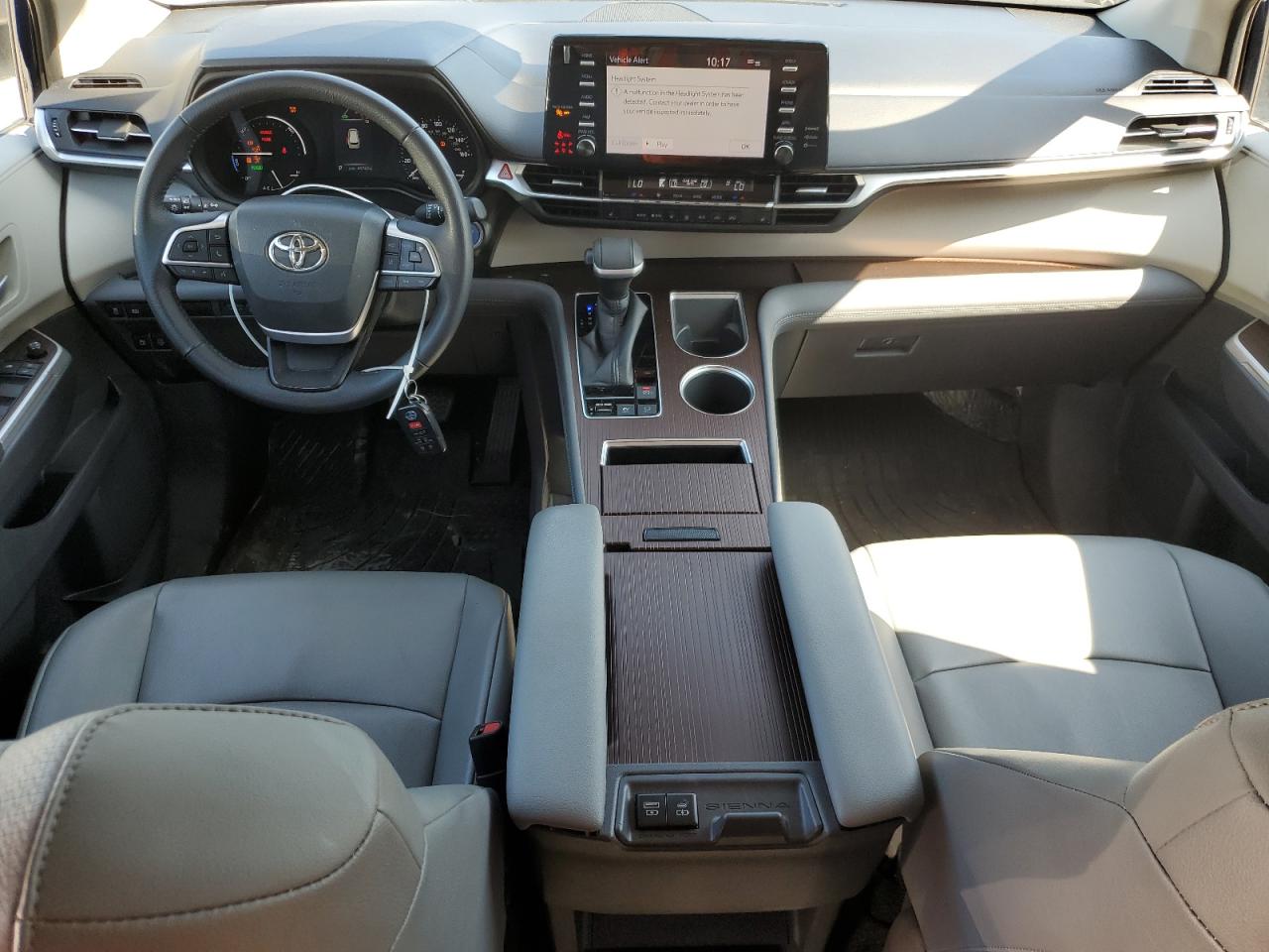 5TDYRKEC5MS029469 2021 Toyota Sienna Xle