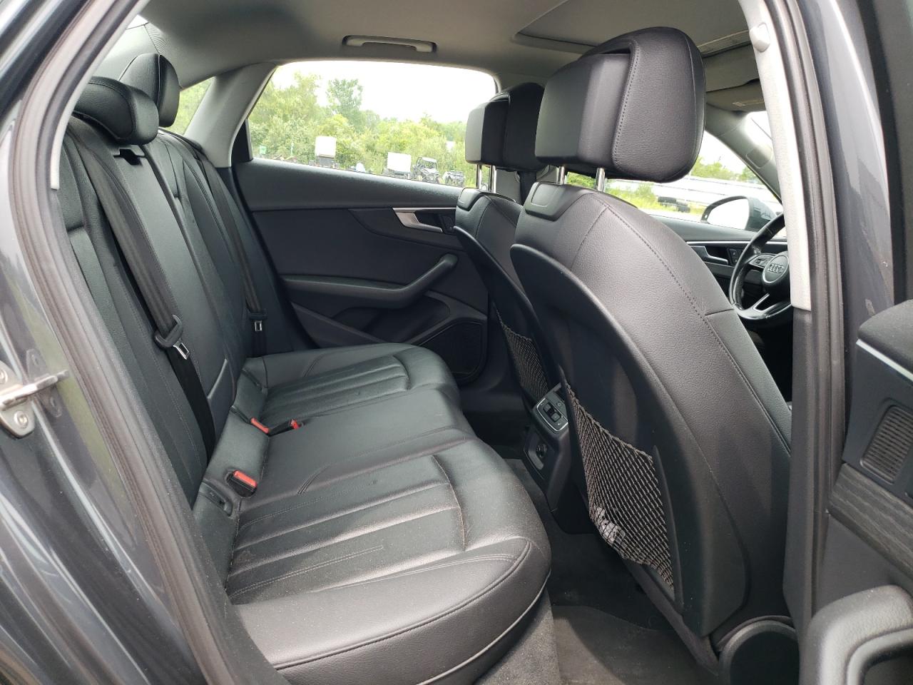 WAUENAF41HN014976 2017 Audi A4 Premium Plus