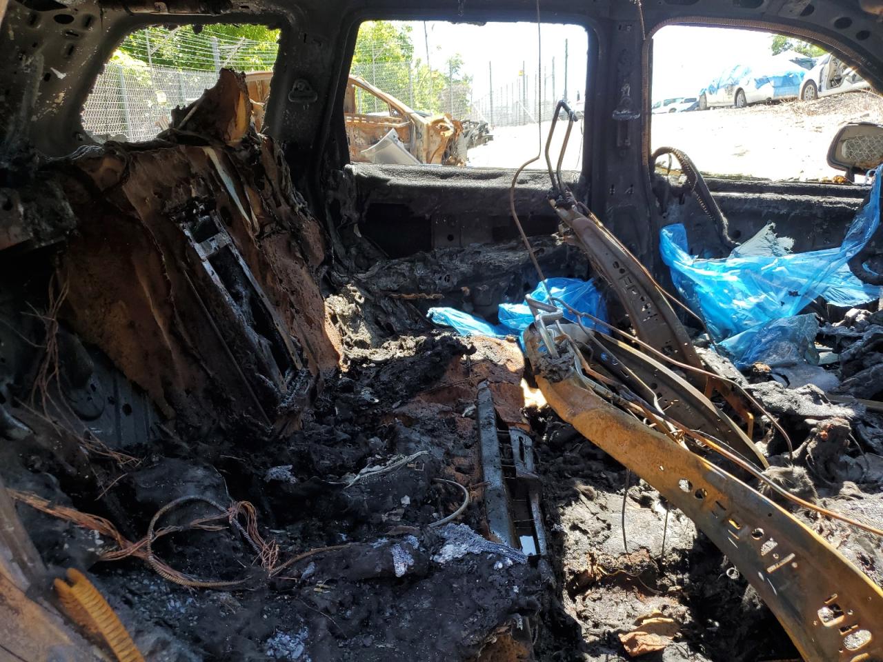 1J8HR68226C327405 2006 Jeep Grand Cherokee Overland