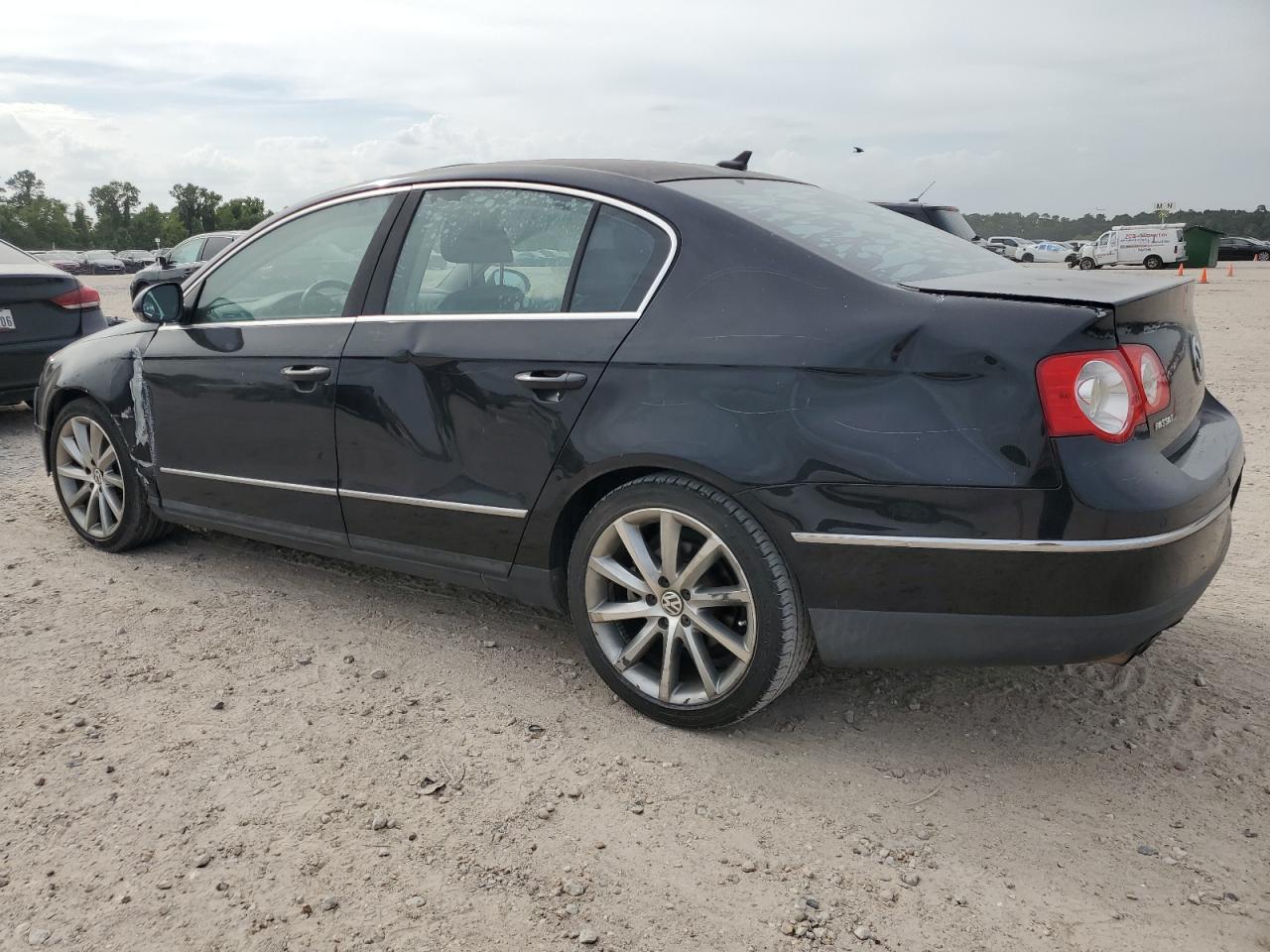 WVWCU73C57P015501 2007 Volkswagen Passat 3.6L Sport