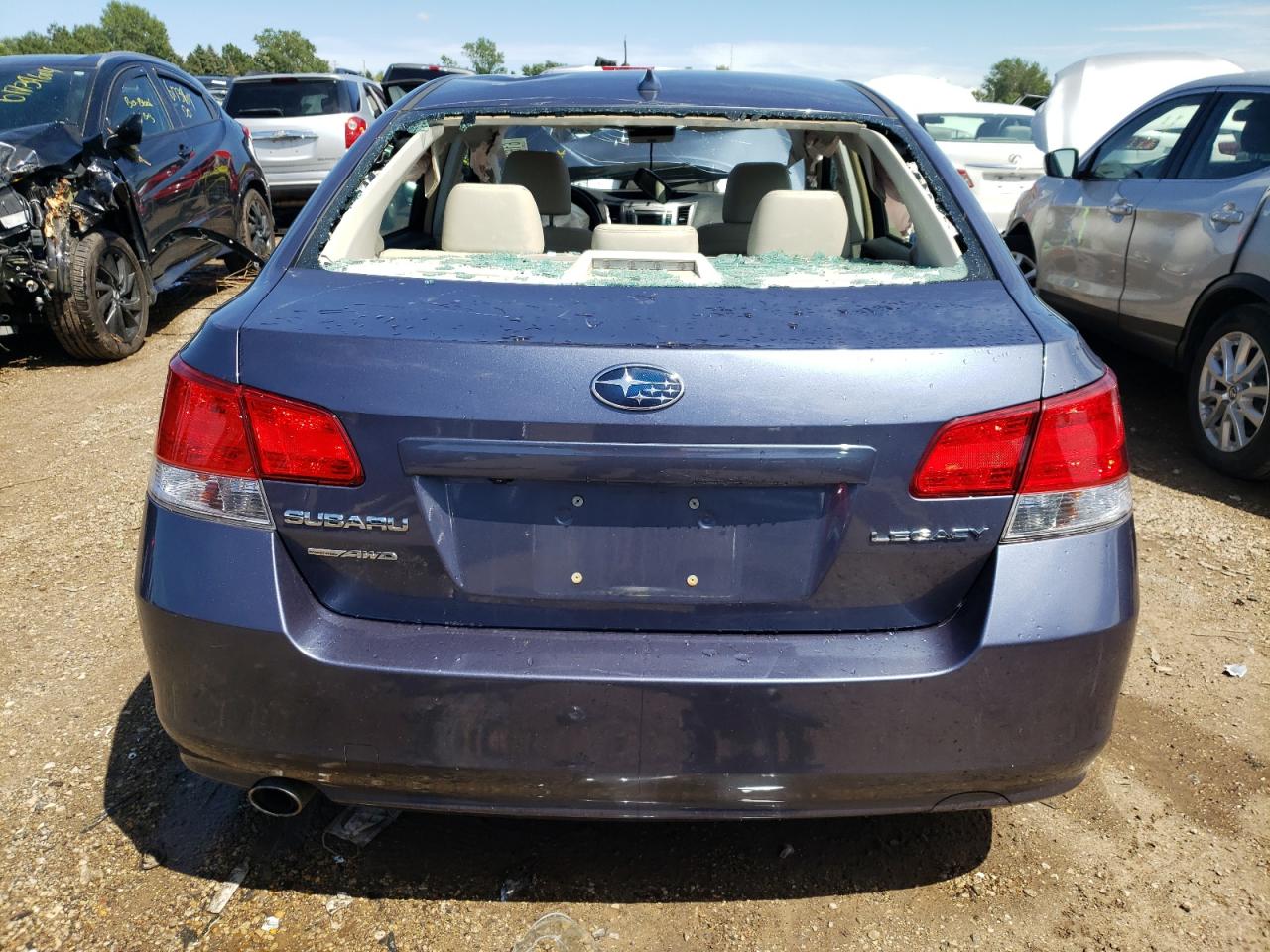 4S3BMCL67E3025983 2014 Subaru Legacy 2.5I Limited