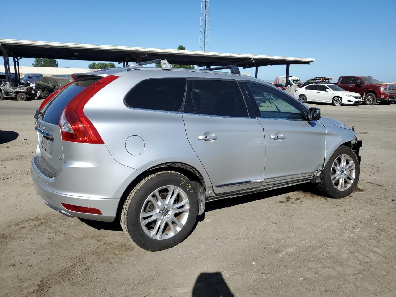 2016 Volvo Xc60 T5 Platinum vin: YV440MDM7G2822733