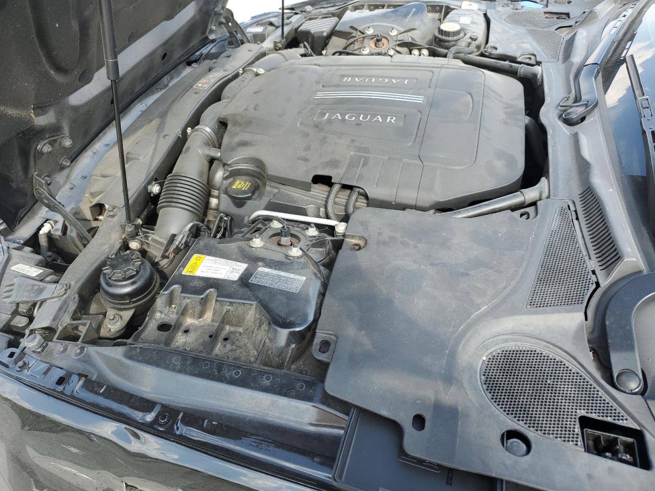 SAJWA4GB6CLB46111 2012 Jaguar Xk