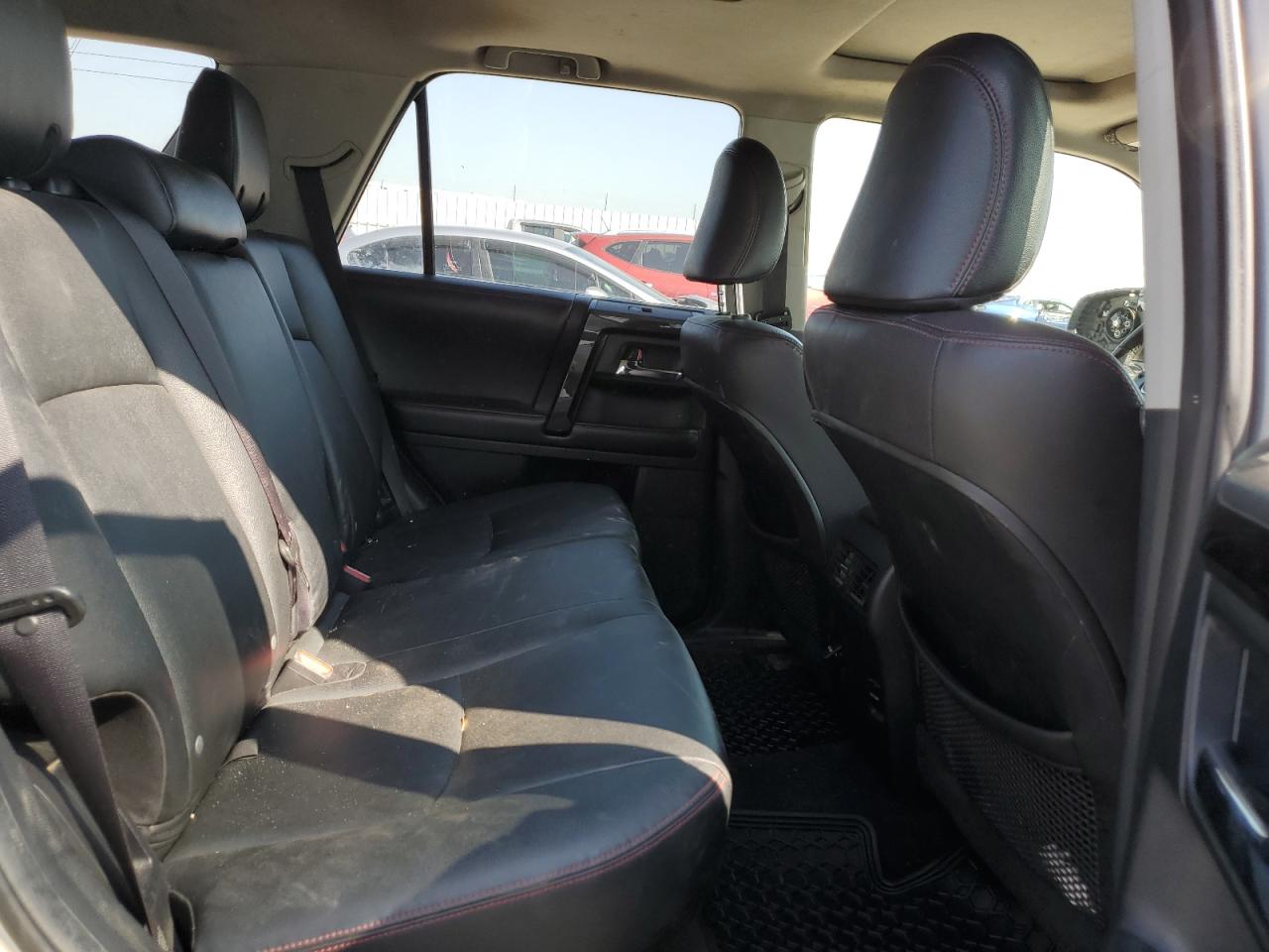 JTEBU5JRXG5348047 2016 Toyota 4Runner Sr5/Sr5 Premium