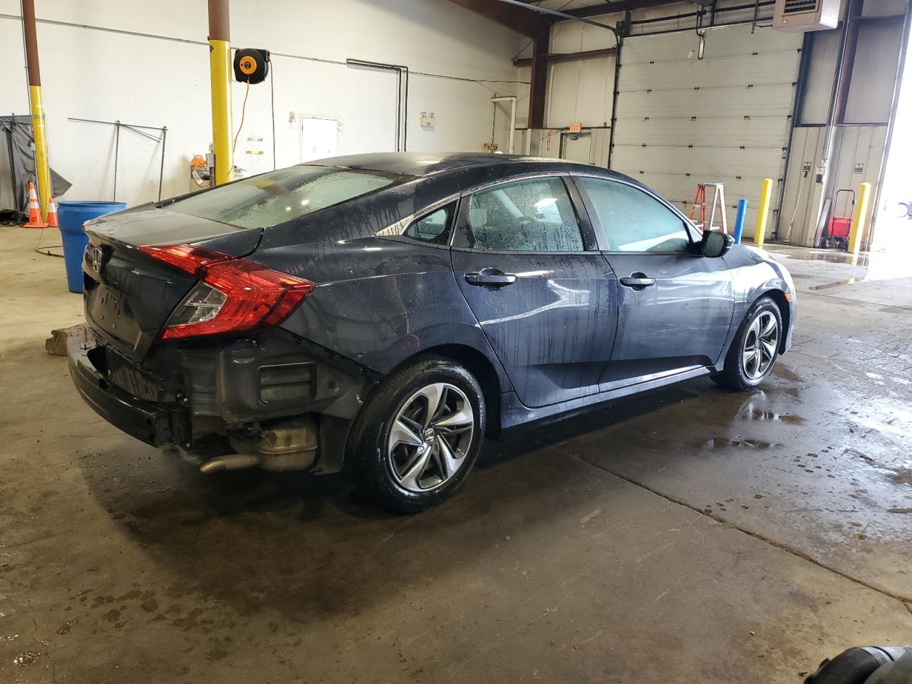 2HGFC2F68KH586908 2019 Honda Civic Lx