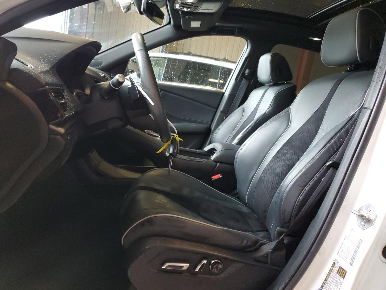 5J8TC2H68KL033209 2019 Acura Rdx A-Spec