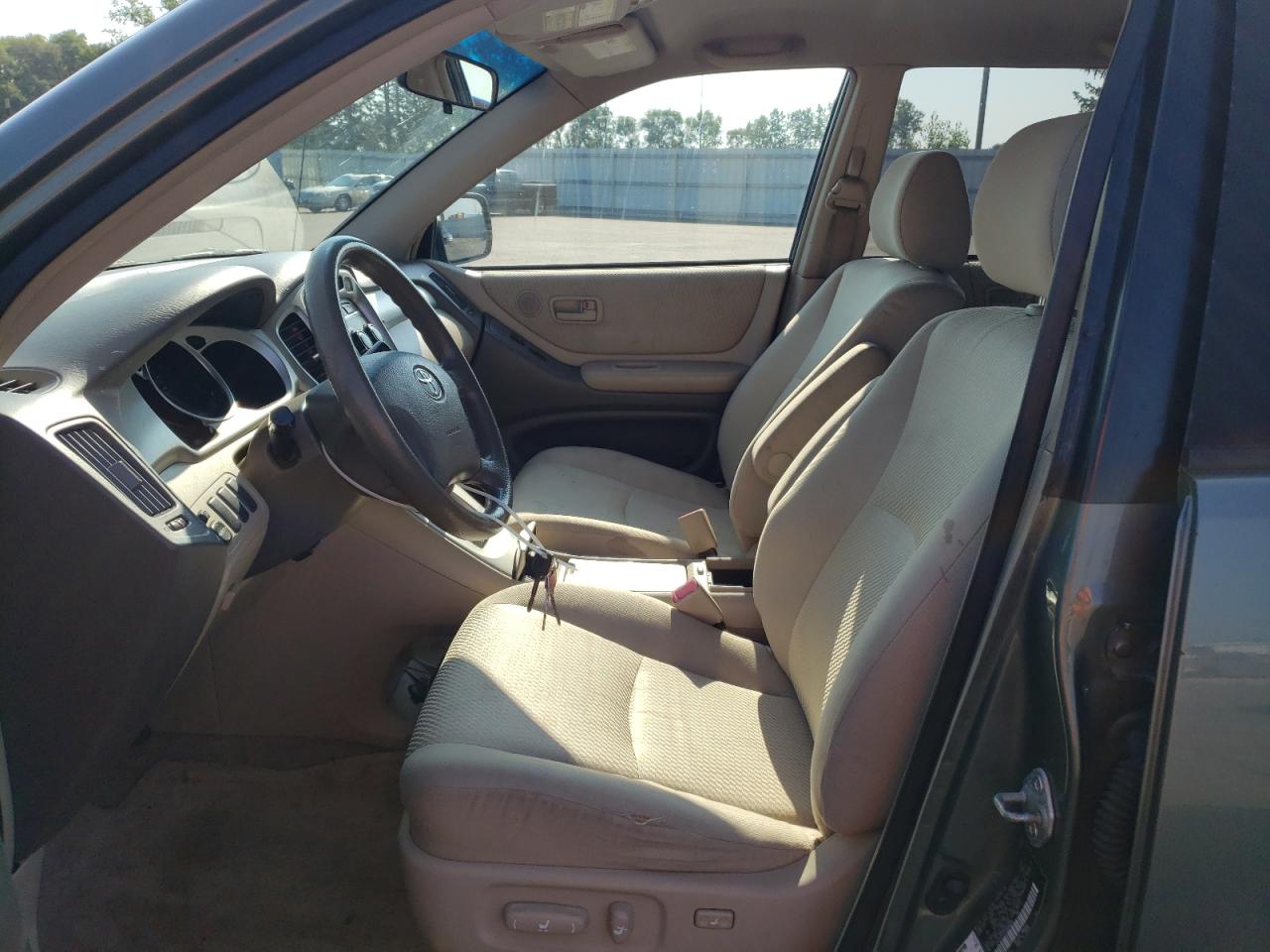 JTEGP21A050084840 2005 Toyota Highlander Limited