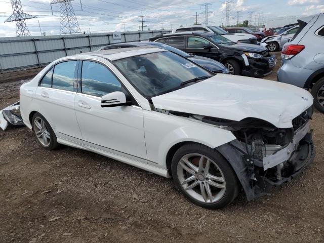 VIN WDDGF8AB2DR249533 2013 Mercedes-Benz C-Class, 3... no.4