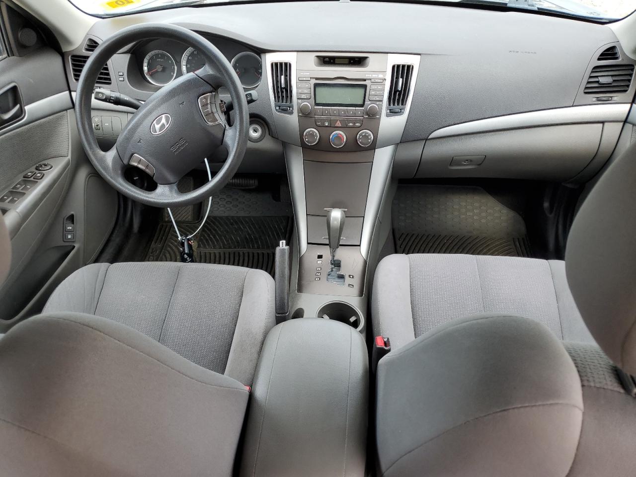 5NPET4AC2AH597153 2010 Hyundai Sonata Gls