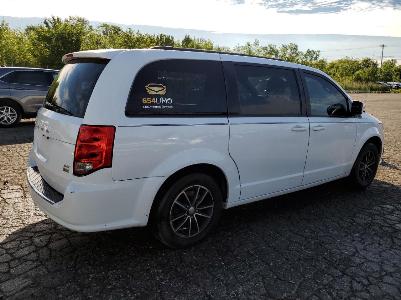 2018 Dodge Grand Caravan Gt vin: 2C4RDGEG5JR360690