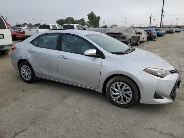 2018 Toyota Corolla L VIN: 5YFBURHE1JP829085 Lot: 61756784