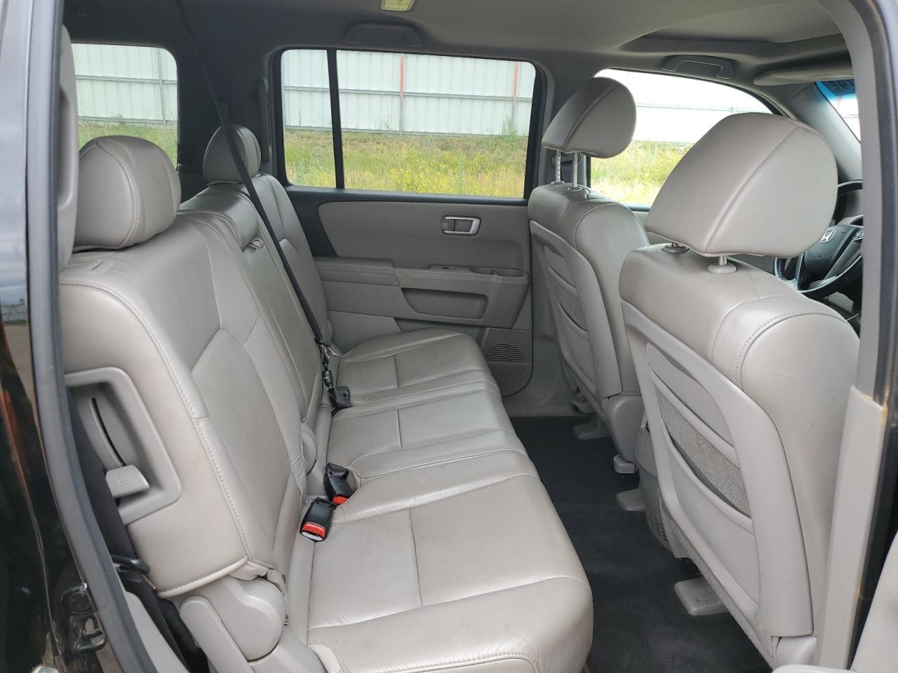 5FNYF4H50BB014770 2011 Honda Pilot Exl