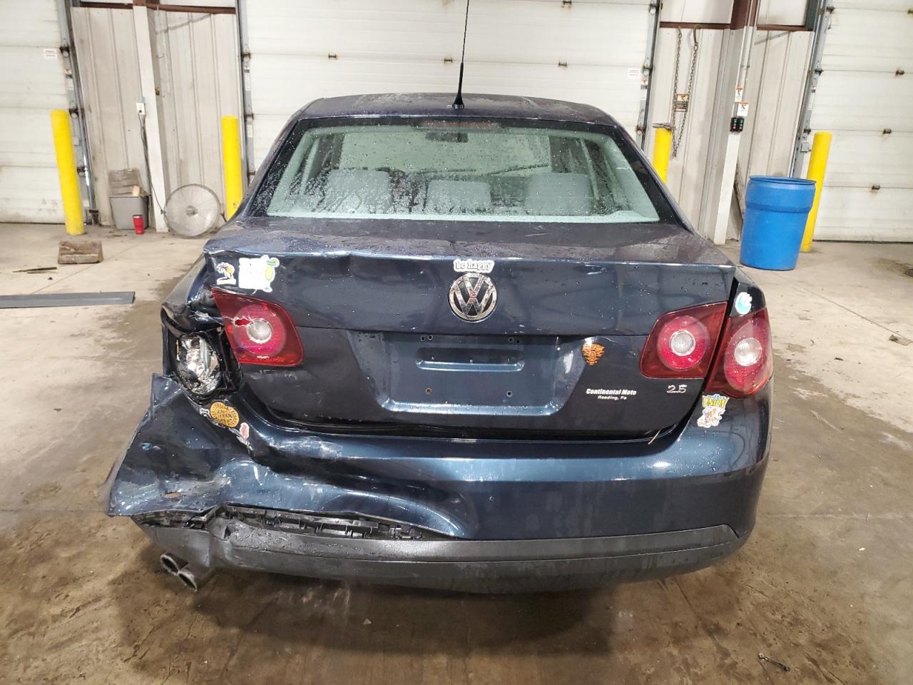 3VWJZ71K29M010863 2009 Volkswagen Jetta S