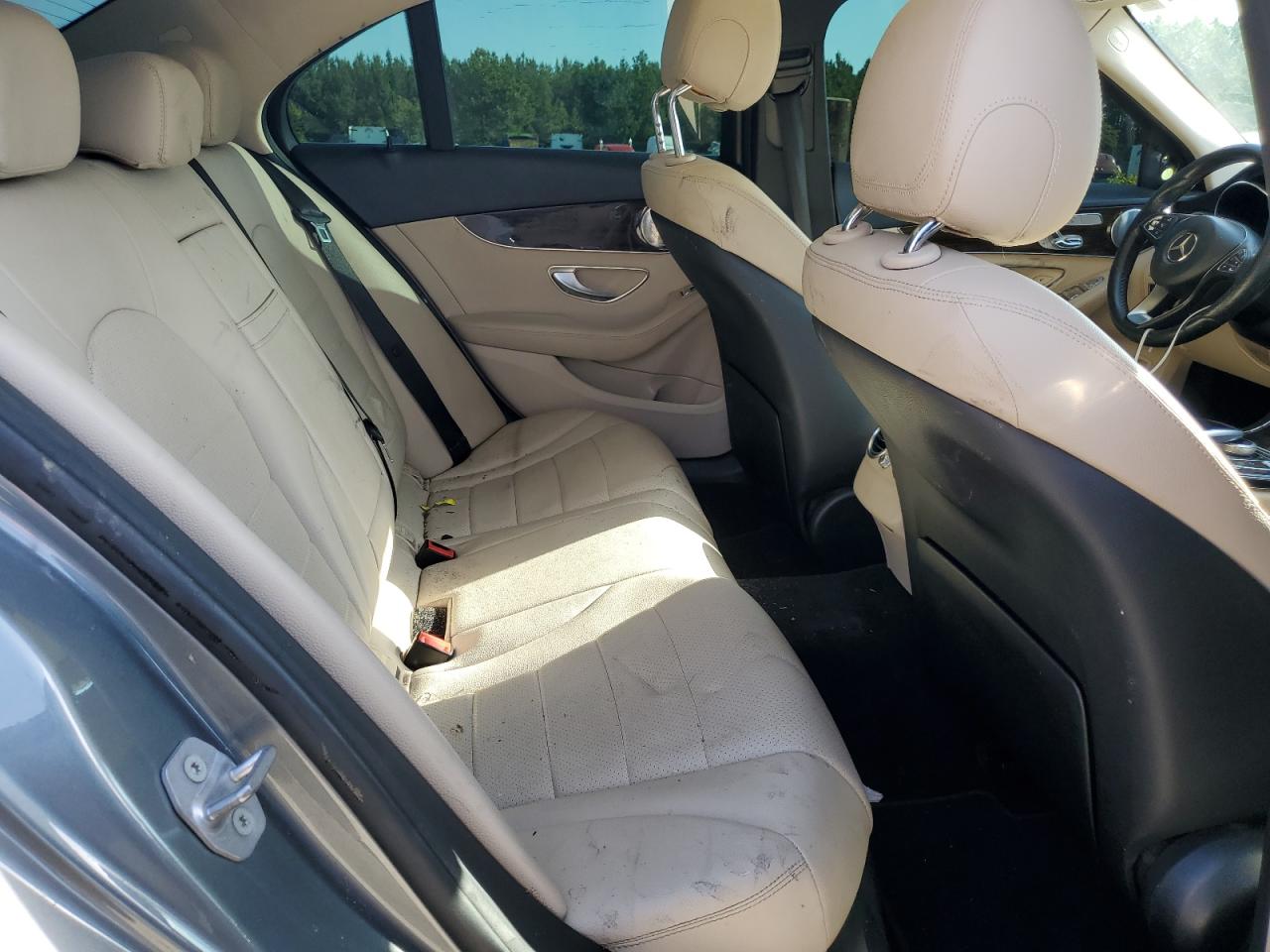 55SWF4KB1HU204915 2017 Mercedes-Benz C 300 4Matic