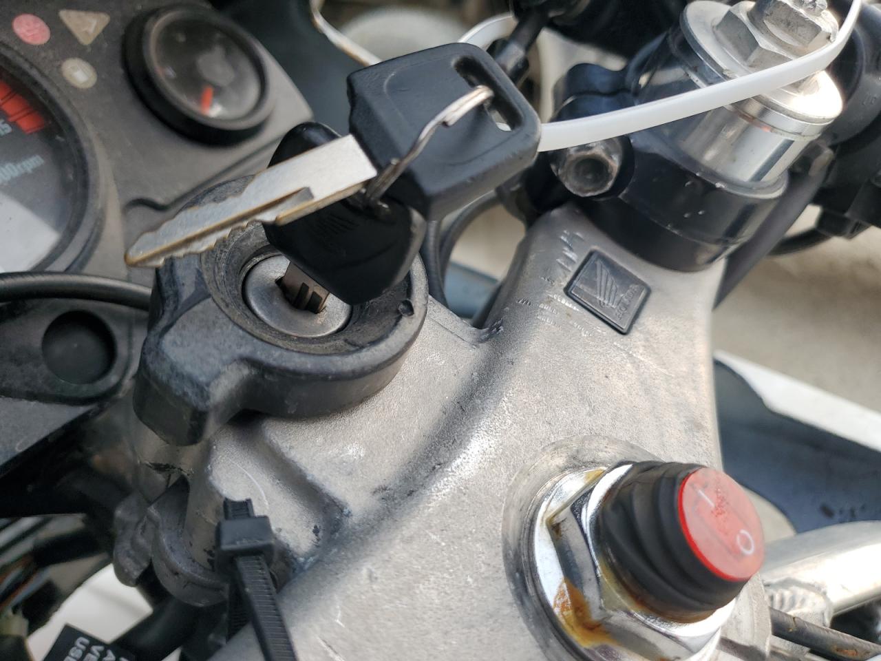 Lot #3316796403 1999 HONDA CBR600 F4