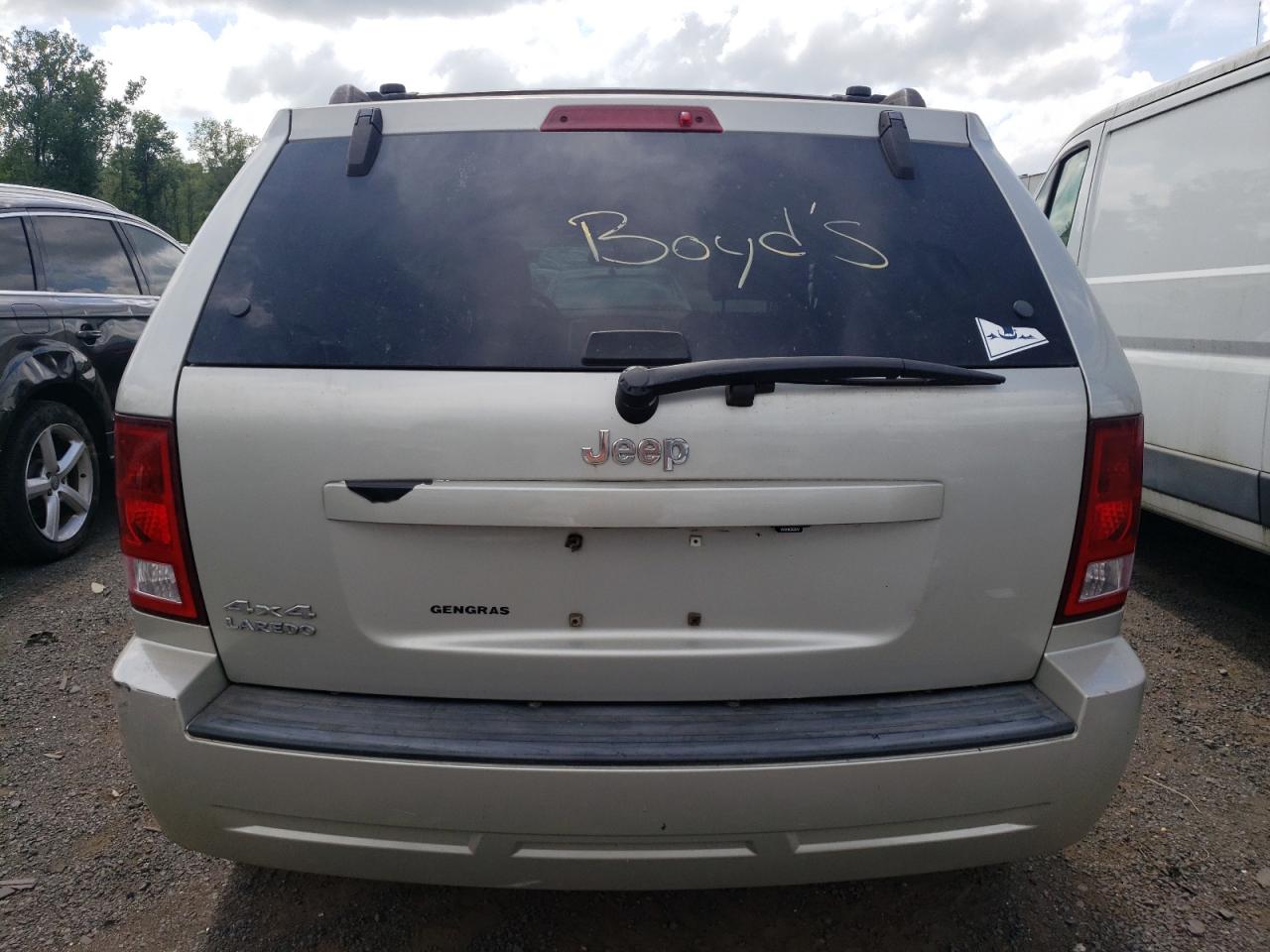 1J4PR4GK3AC139911 2010 Jeep Grand Cherokee Laredo